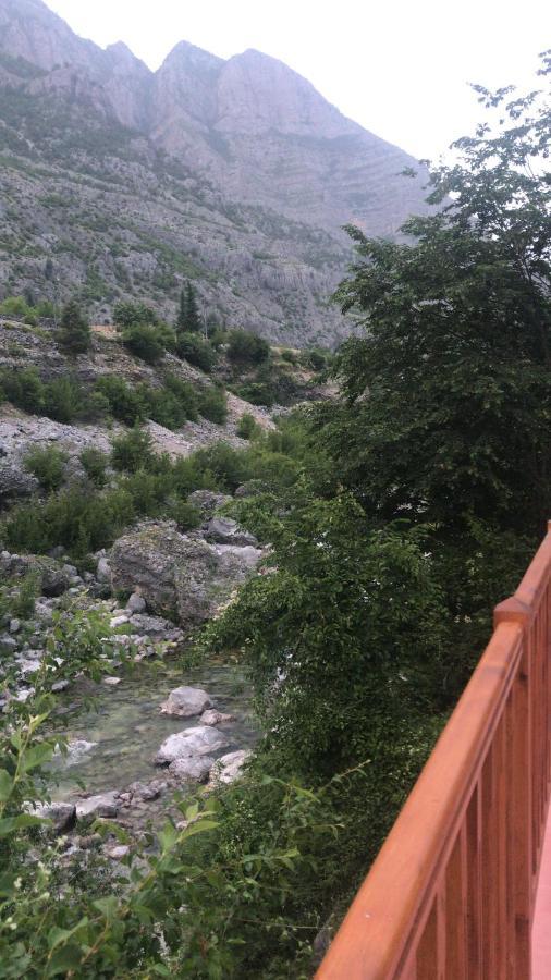 Sofra Kelmendit Tamare Kültér fotó